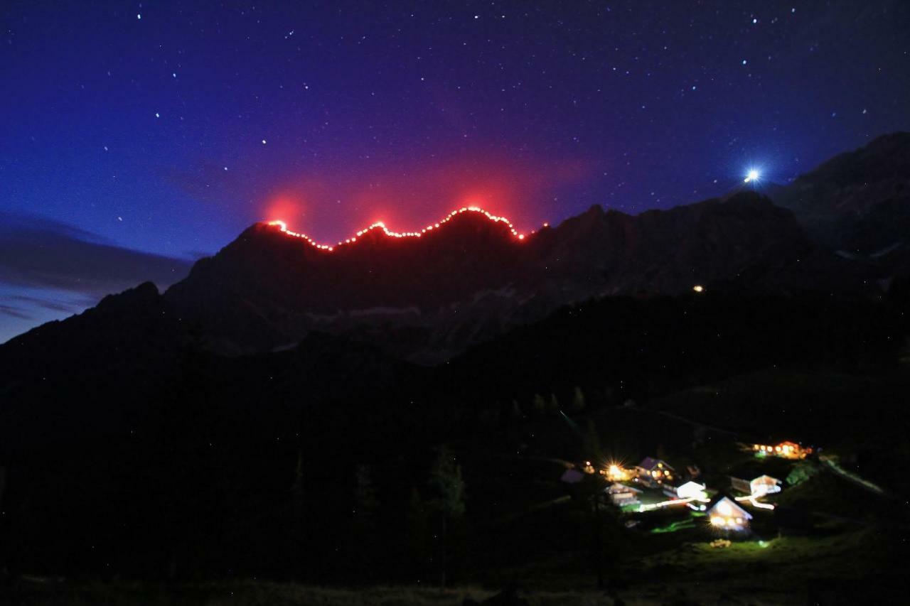 Haus Intaba Apartment Ramsau am Dachstein Bagian luar foto